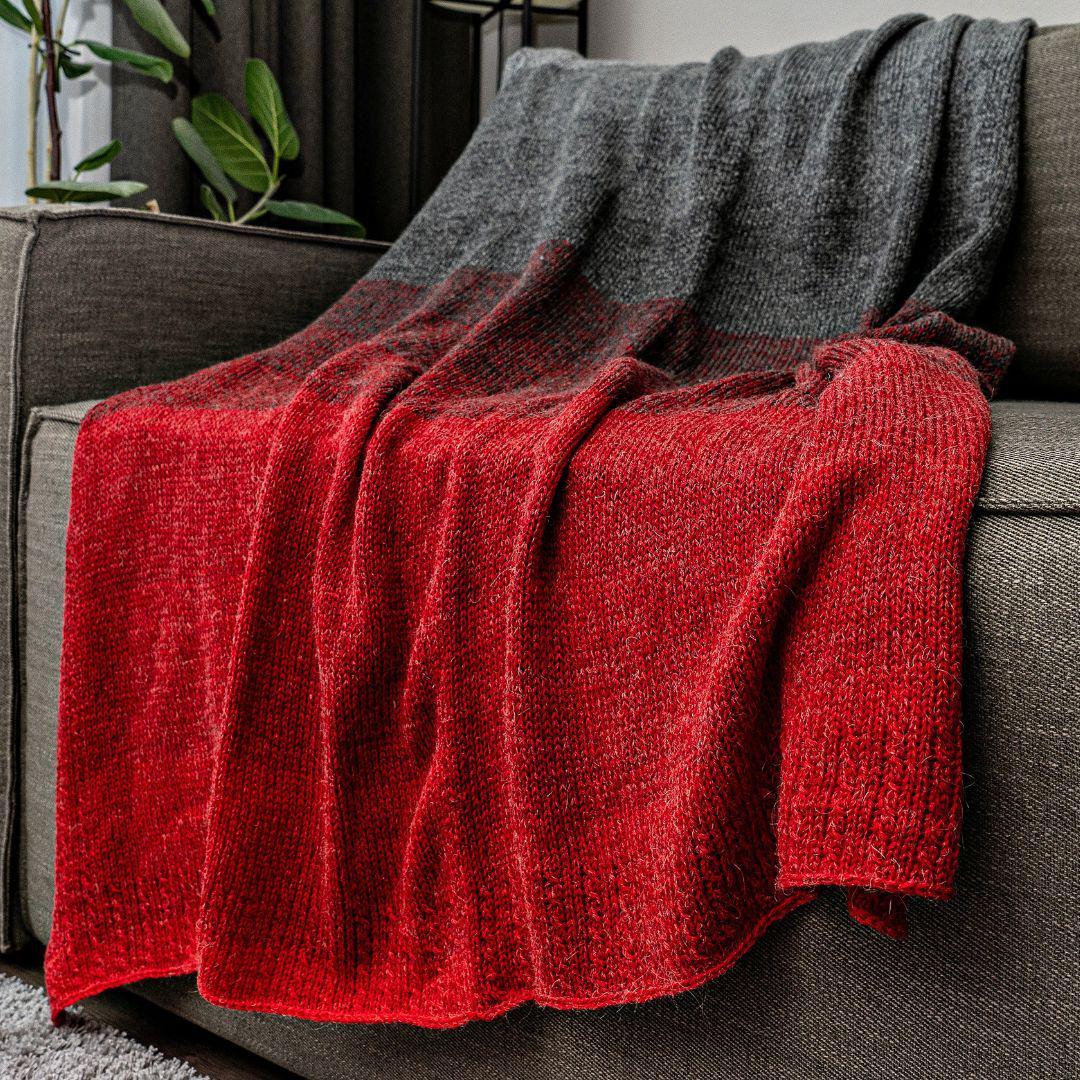 Плед вязаный Лепесток теплый ручная работа 160х140 см (LR- epic-blanket-436)