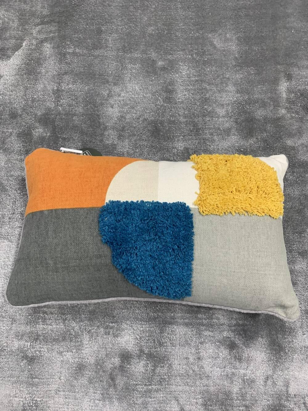 Подушка декоративна Maestro 30x50 см Різнокольоровий (000074987)