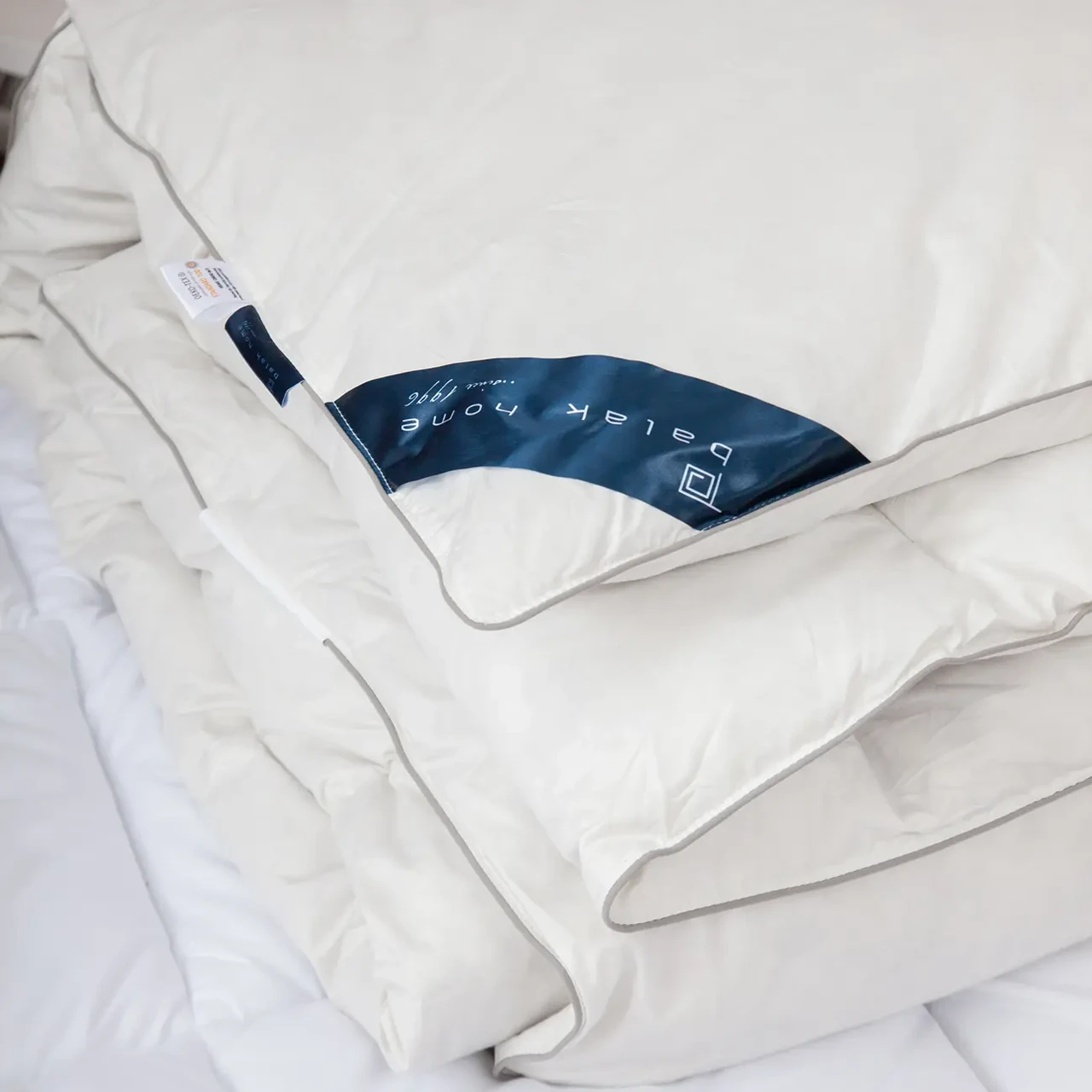 Одеяло демисезонное COTE BLANC Премиум евро кассетное пуховое 200х210 см - фото 5 Одеяло демисезонное COTE BLANC Премиум евро кассетное пуховое 200х210 см - фото 5