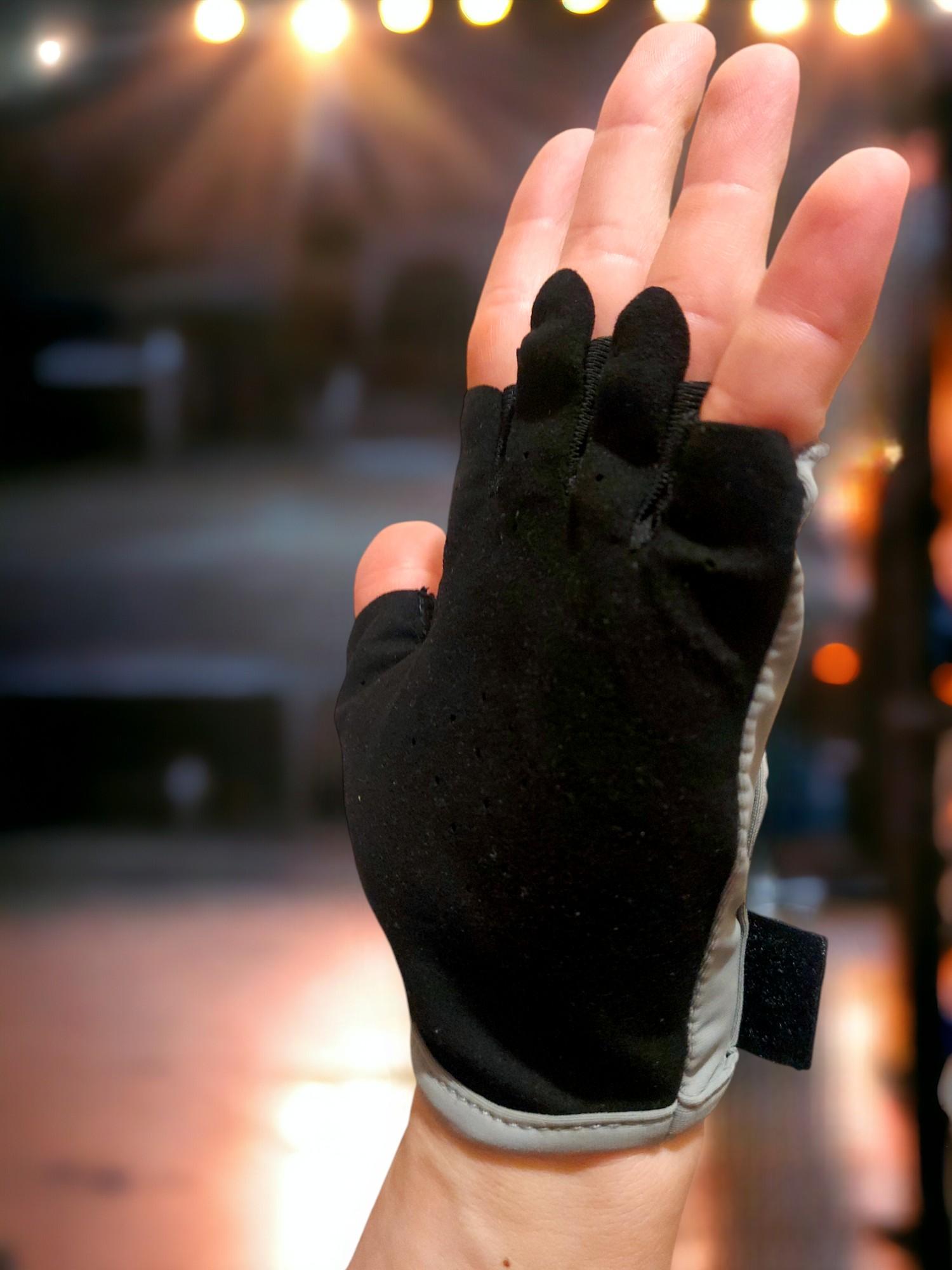 Перчатки для тренировок GDragon Sport Серый (66_7_L_4) - фото 4 Перчатки для тренировок GDragon Sport Серый (66_7_L_4) - фото 4