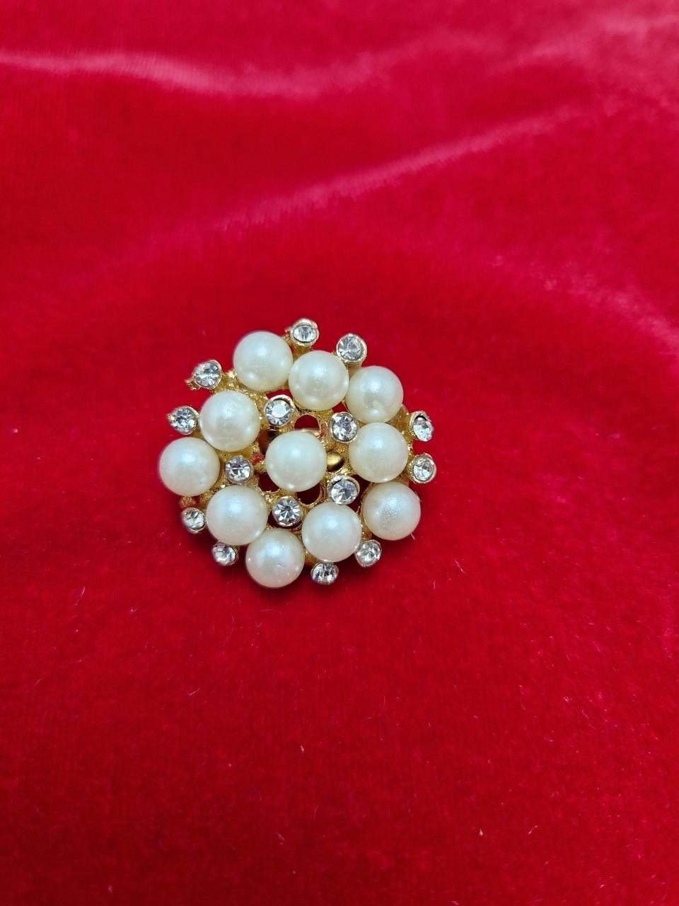 Брошь с бусинами Золотистый (1862728962) Брошь с бусинами Золотистый (1862728962)