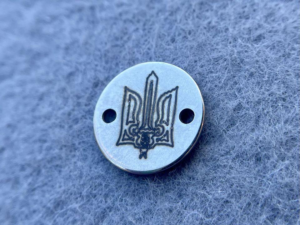 Коннектор из нержавеющей стали 12х12х1 мм