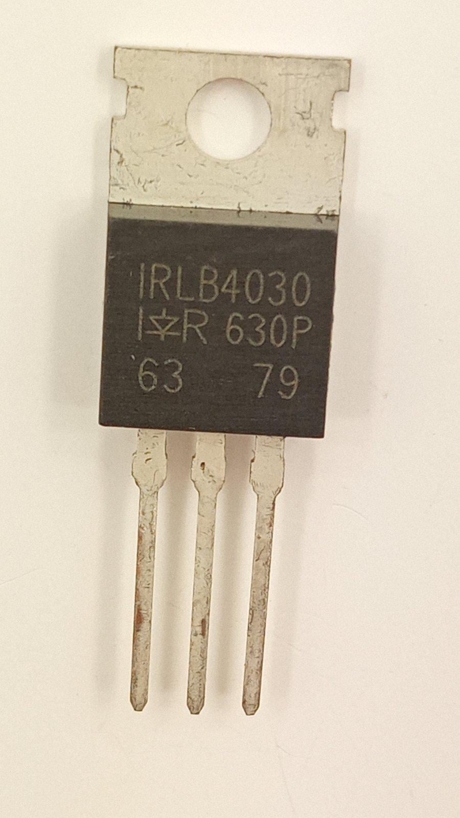 Транзистор IRLB4030PBF n-channel 100V 180A 3,4mOm TO-220