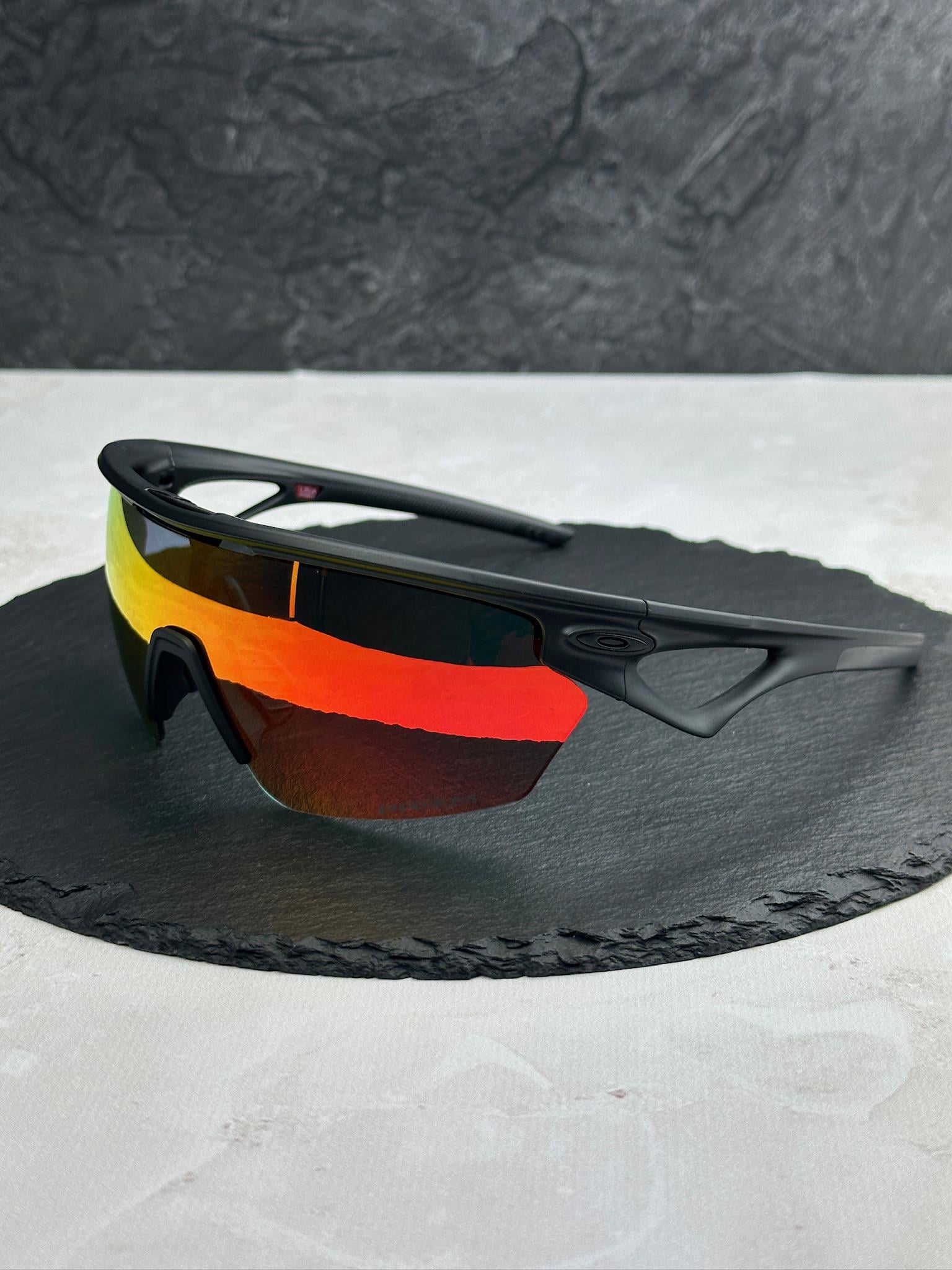 Солнцезащитные очки Oakley Sphaera OO9403 матовые с линзой Prizm Ruby спортивный щиток мужские Черный