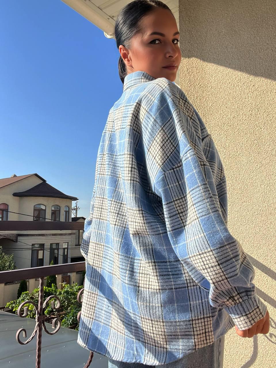 Рубашка женская Baoyu 221 клетчатая оверсайз в клетку теплый байковый карман OS Голубой (2766) - фото 7 Рубашка женская Baoyu 221 клетчатая оверсайз в клетку теплый байковый карман OS Голубой (2766) - фото 7