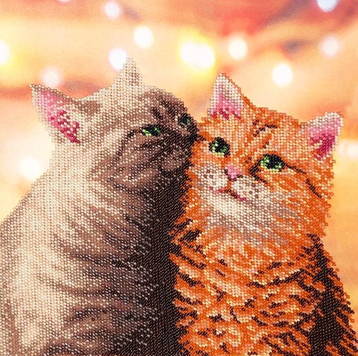 Вышивка бисером Пушистая парочка частичная выкладка 25x25 см (1492524345)