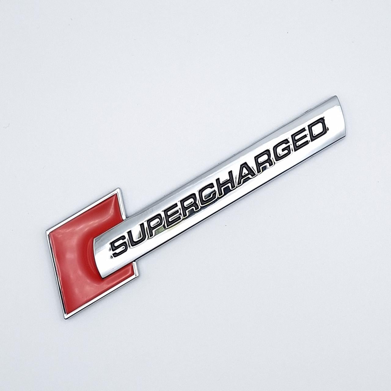Емблема SUPERCHARGED Audi 10,6х2,7 см Хром/Червоний (1118439857)