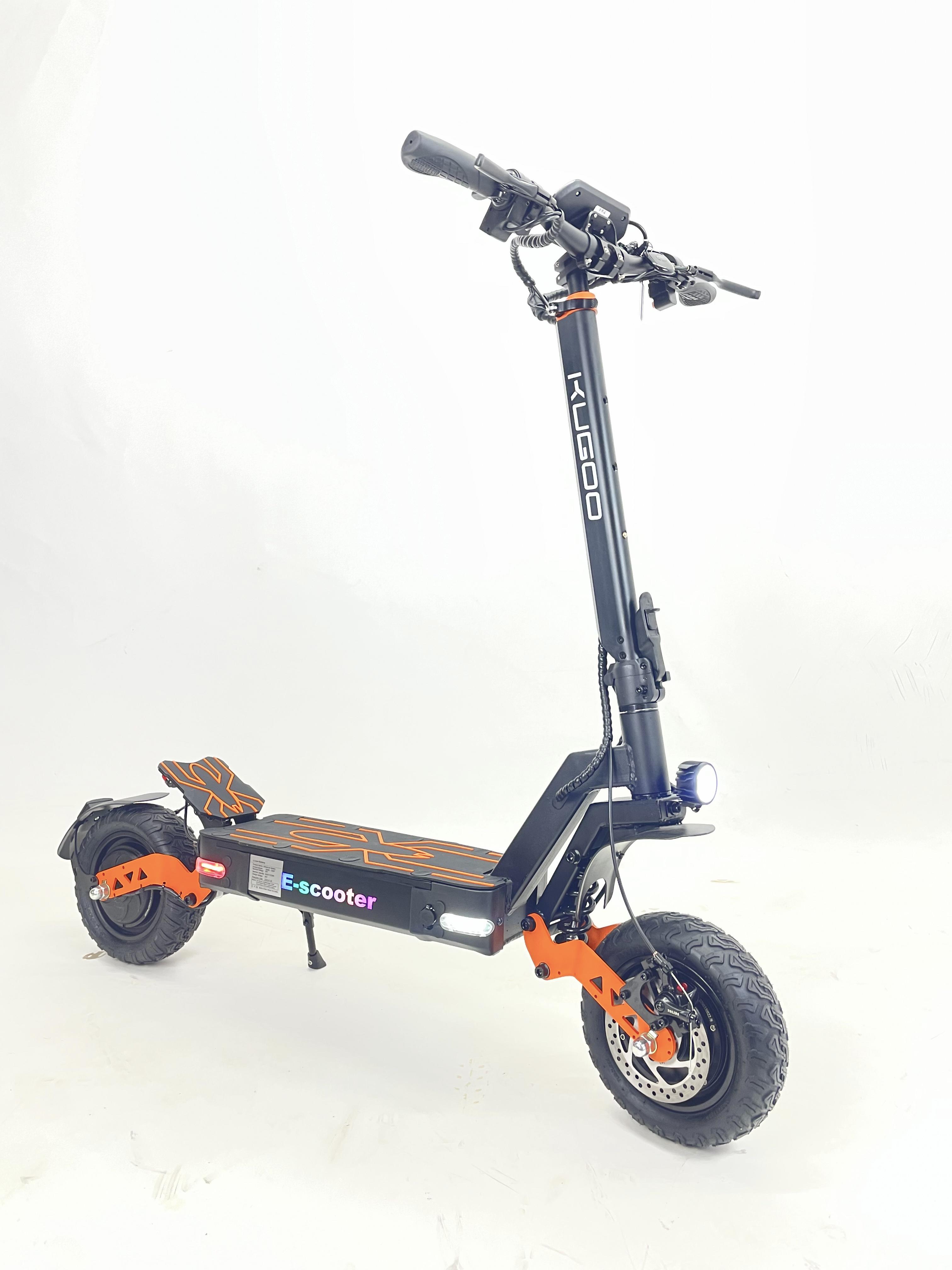 Электросамокат двухмоторный Kugoo E-scooter 4000W 48V 24Ah - фото 2 Электросамокат двухмоторный Kugoo E-scooter 4000W 48V 24Ah - фото 2