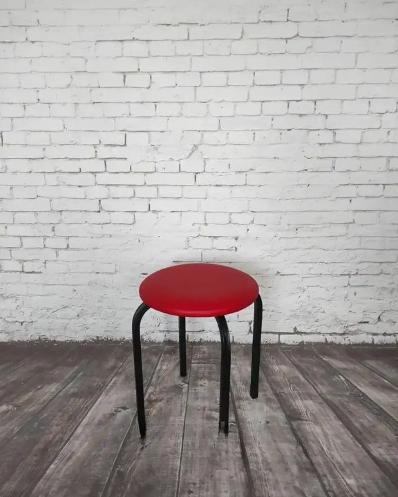 Табурет кухонний Стандарт 30х45 см Червоний/Чорний (28374015)