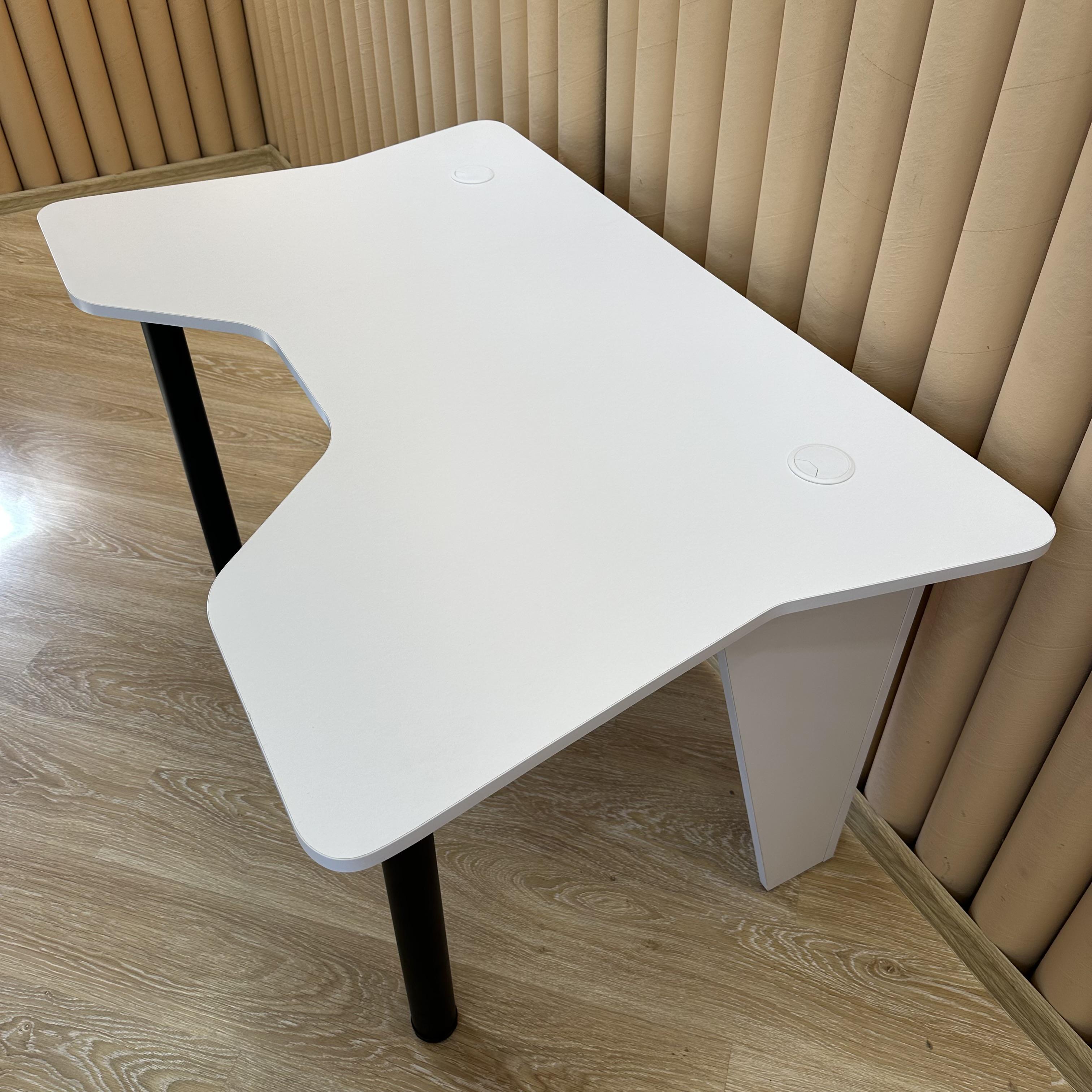 Стол компьютерный геймерский Drom Butterfly ЛДСП 18 мм Белый