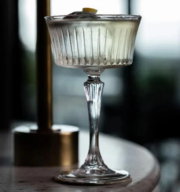 Набір келихів для шампанського RCR Timeless 28042020106 260 мл 6 шт. (2623599226) - фото 3 Набір келихів для шампанського RCR Timeless 28042020106 260 мл 6 шт. (2623599226) - фото 3