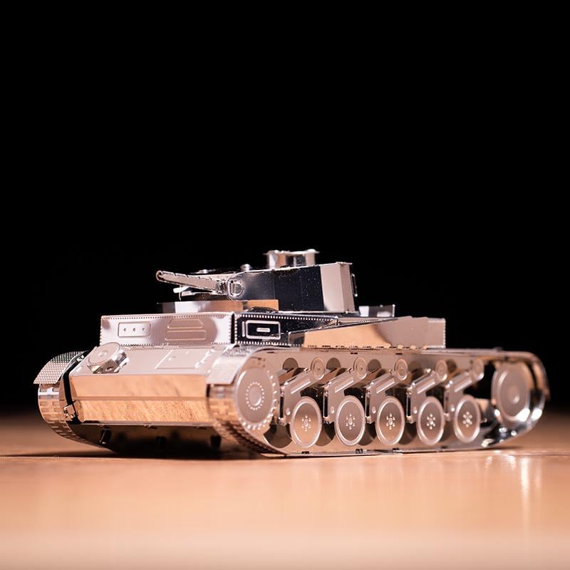 Конструктор METAL-TIME Pz.Kpfw II MT060 колекційна модель (3031512) - фото 7