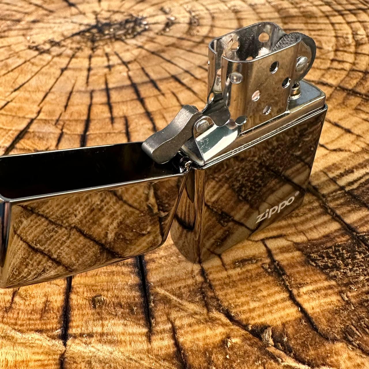 Запальничка бензинова ZIPPO 150ZL CLASSIC Black ICE with ZIPPO - фото 5 Запальничка бензинова ZIPPO 150ZL CLASSIC Black ICE with ZIPPO - фото 5