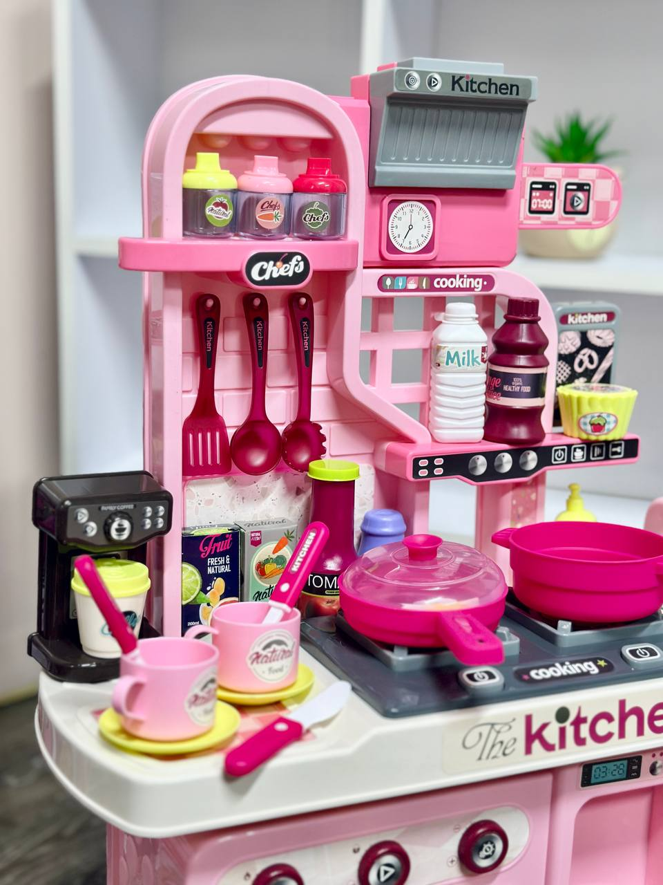 Детская кухня универсальная 008-969 на 53 детали Розовая, механическая подача воды и звуковые эффекты Кулинарные чудеса (2731921923) - фото 5 Детская кухня универсальная 008-969 на 53 детали Розовая, механическая подача воды и звуковые эффекты Кулинарные чудеса (2731921923) - фото 5