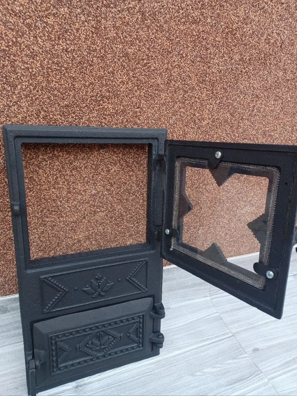 Дверцята пічні зі склом Вишиванка 270х490 мм - фото 2 Дверцята пічні зі склом Вишиванка 270х490 мм - фото 2