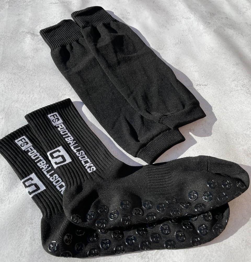 Комплект футбольні тренувальні шкарпетки FootballSocks та гетри обрізки без носка р. 39-43 Чорний (2728452477) - фото 2 Комплект футбольні тренувальні шкарпетки FootballSocks та гетри обрізки без носка р. 39-43 Чорний (2728452477) - фото 2