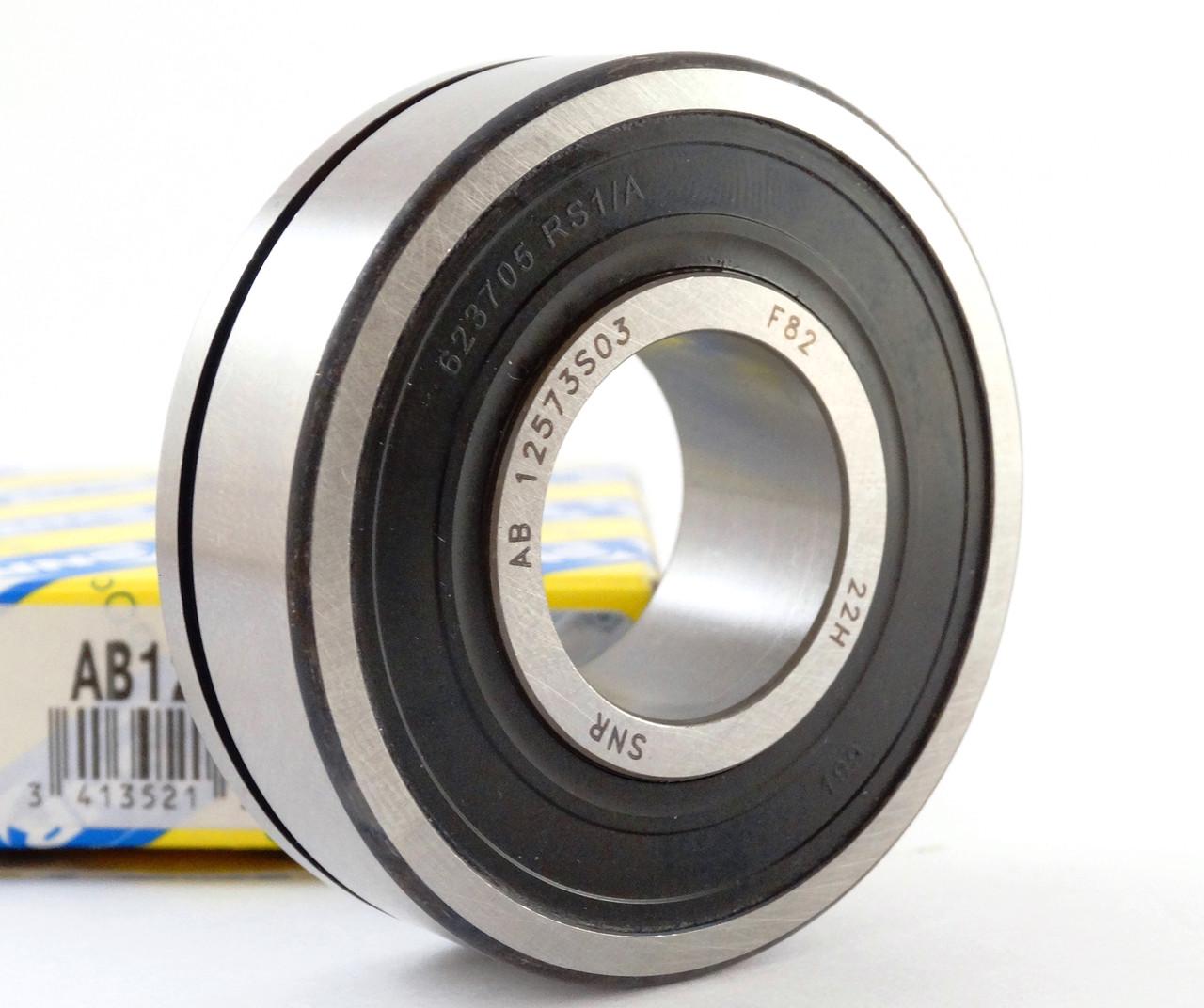 Подшипник SNR AB.12573.S03 вторичного вала КПП Fiat Doblo/Punto/500/Bravo 24х58х17 (p848)