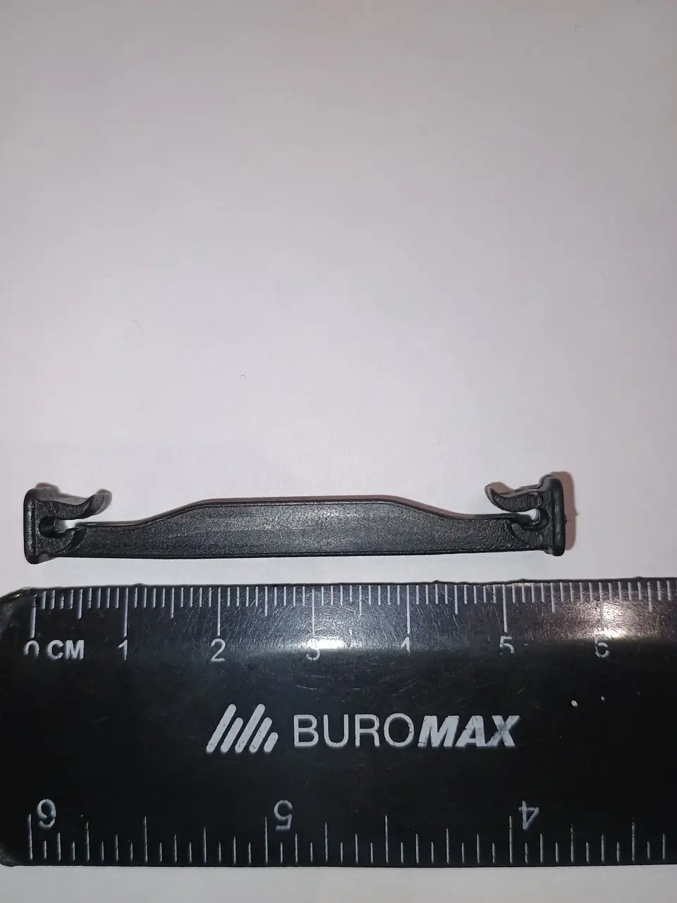 Затискач-гачок для підв'язки виноградної лози 1,8-2,6 мм 100 шт. Чорний - фото 5 Затискач-гачок для підв'язки виноградної лози 1,8-2,6 мм 100 шт. Чорний - фото 5