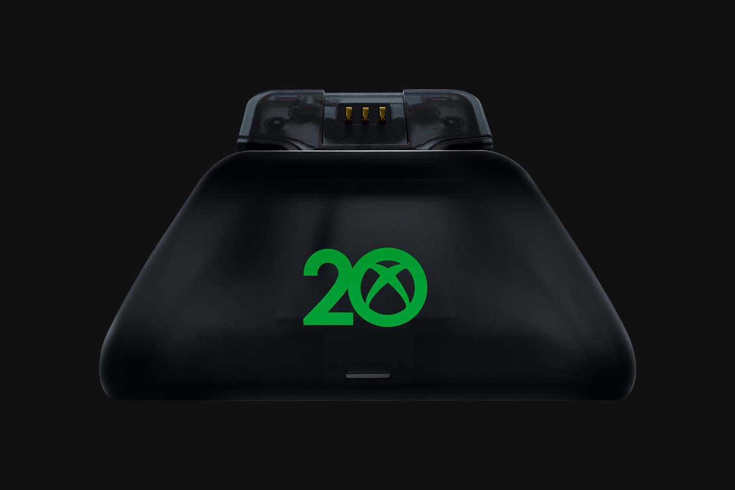 Зарядная станция для геймпадов Razer Universal Quick Charging Stand for Xbox Series X|S Xbox 20th Anniversary (RC21-01750900-R3U1) - фото 5 Зарядная станция для геймпадов Razer Universal Quick Charging Stand for Xbox Series X|S Xbox 20th Anniversary (RC21-01750900-R3U1) - фото 5