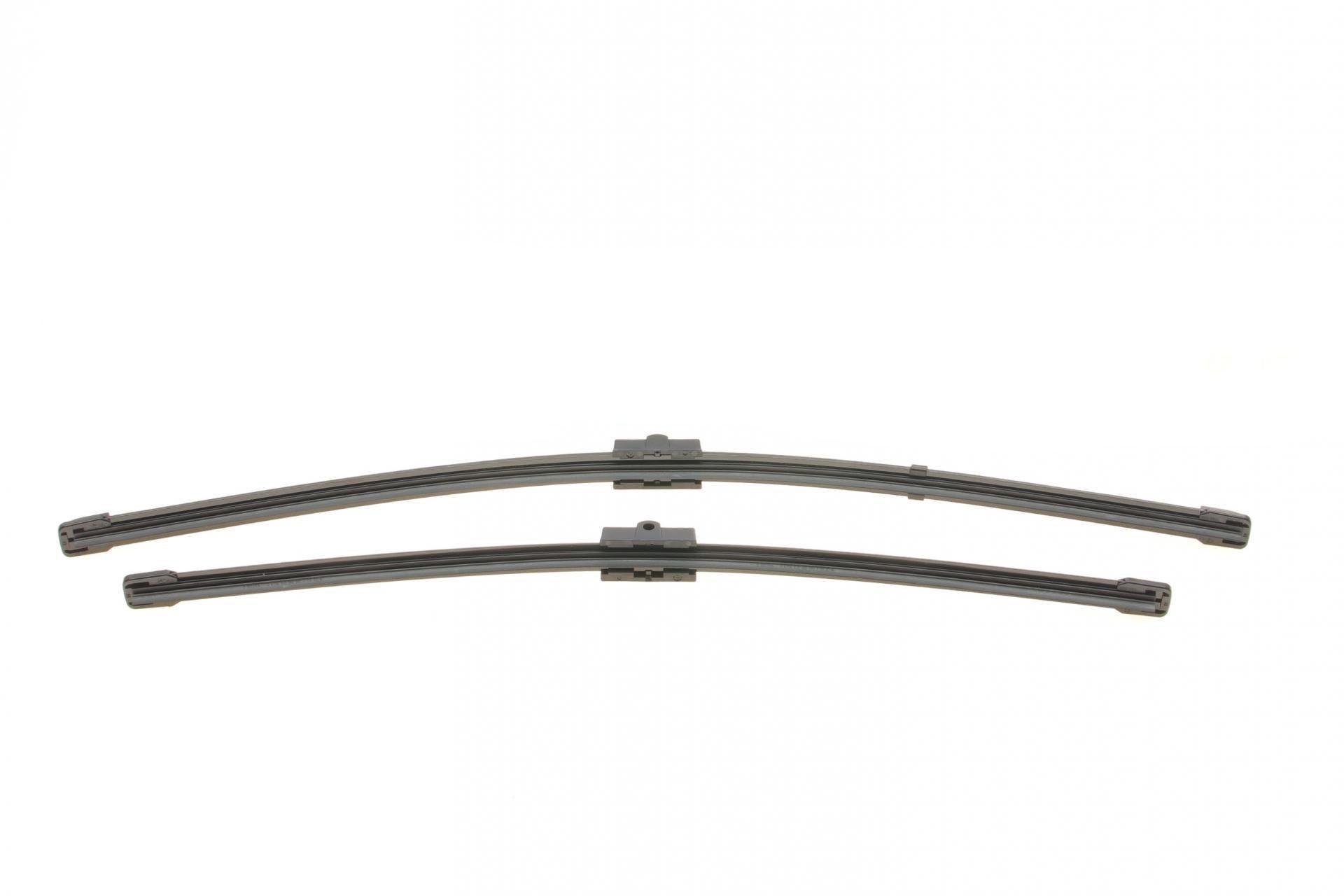 Щетки стеклоочистителя VALEO 550/450 мм для Opel Astra H 04-14/MB GLK-class X204 08-15 (574468)