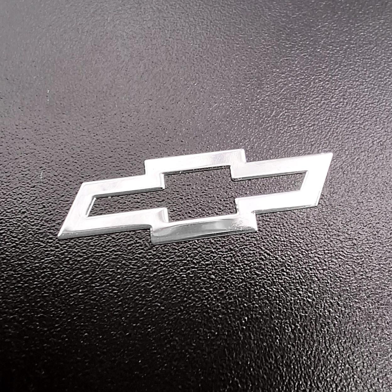 Эмблема Chevrolet в салон авто 2х1 см Хром глянцевый (2957771772)