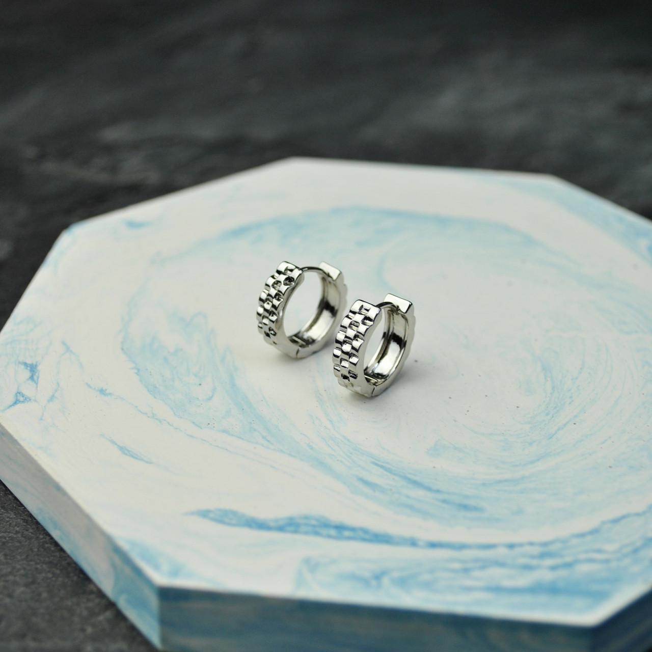 Серьги кольца шахматы медицинская сталь родий (x106-1)