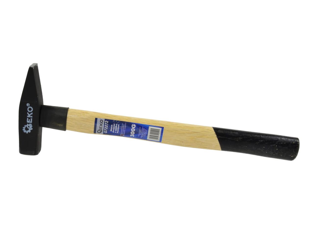 Молоток слюсара GeKo premium з дерев'яною ручкою 0,3 кг (G72272) - фото 1 Молоток слюсара GeKo premium з дерев'яною ручкою 0,3 кг (G72272) - фото 1