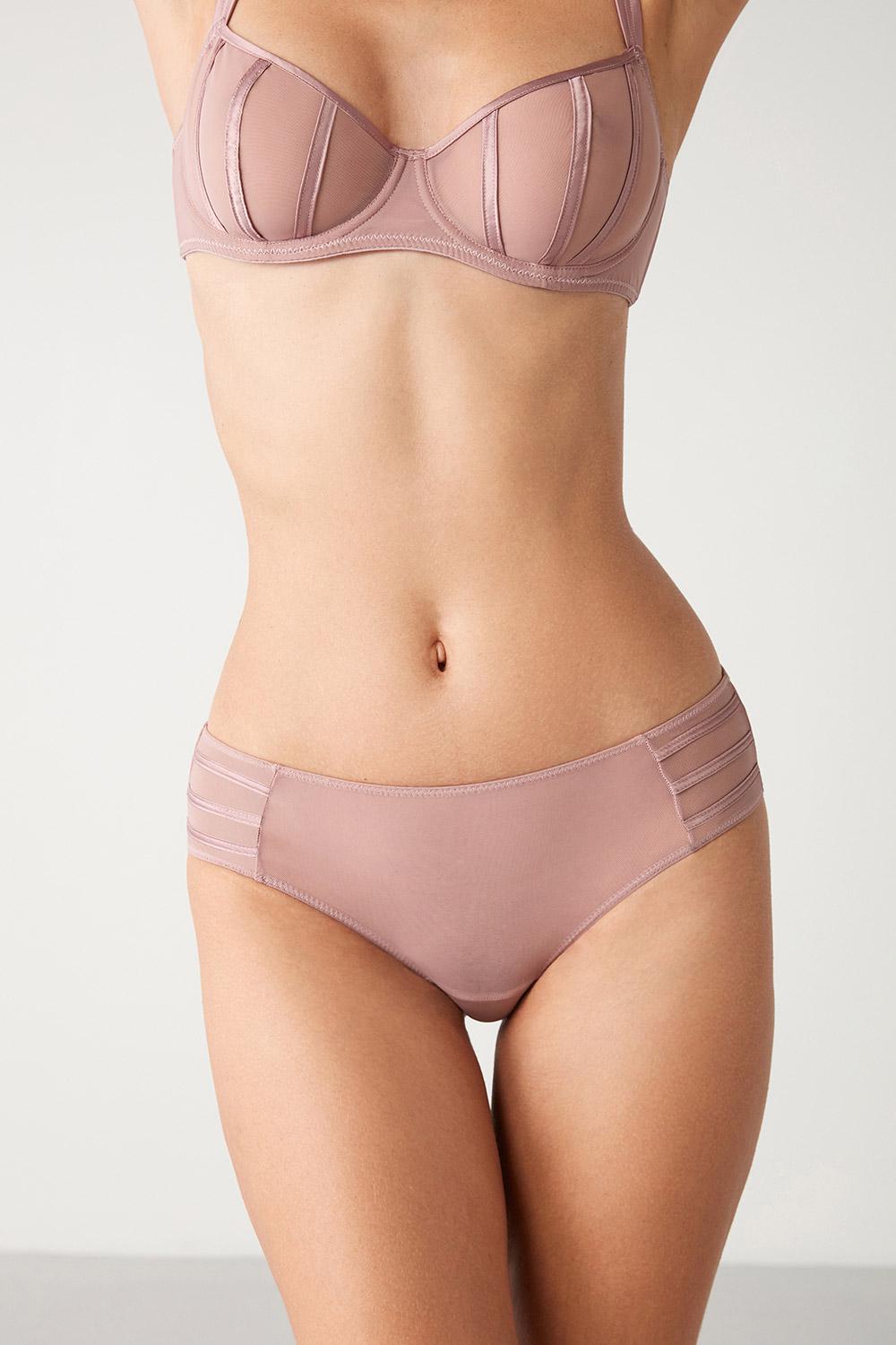 Трусики бразилианы Kom Мели р. 38 Пыльная роза (8681708882369)