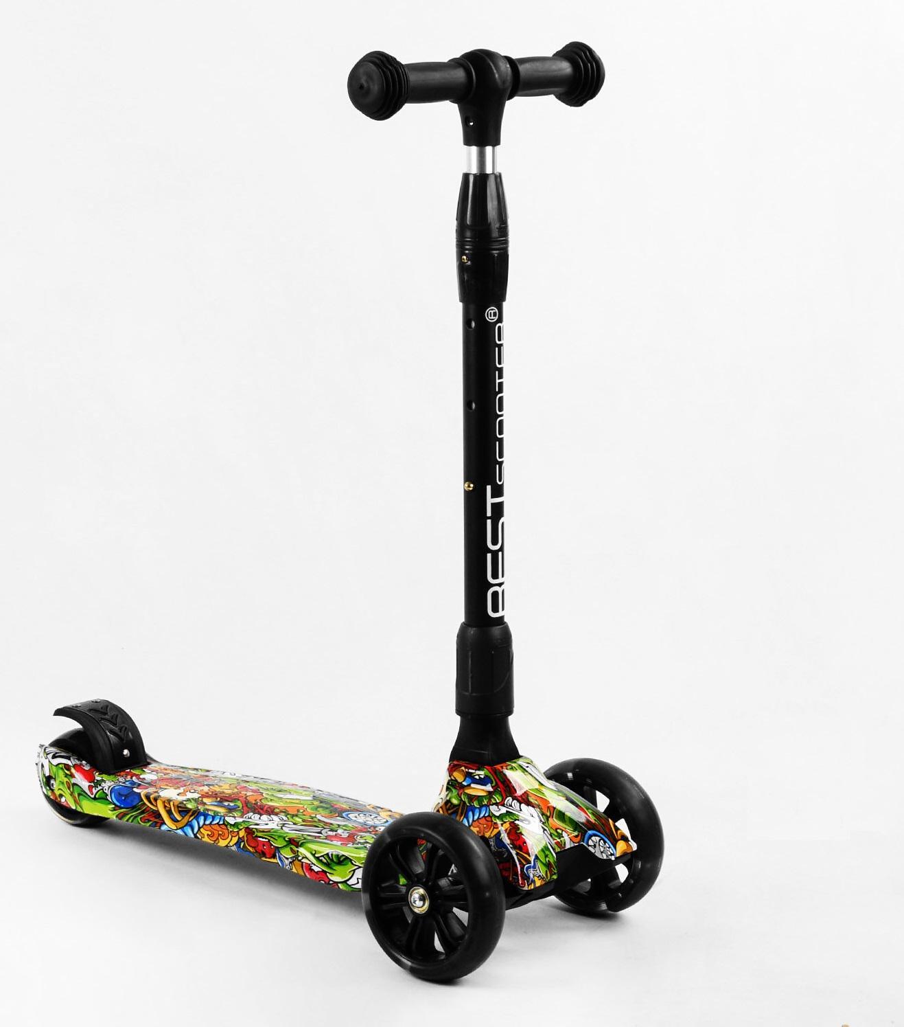 Самокат трехколесный Best Scooter Maxi складной колеса PU со светом Graffiti (105407)