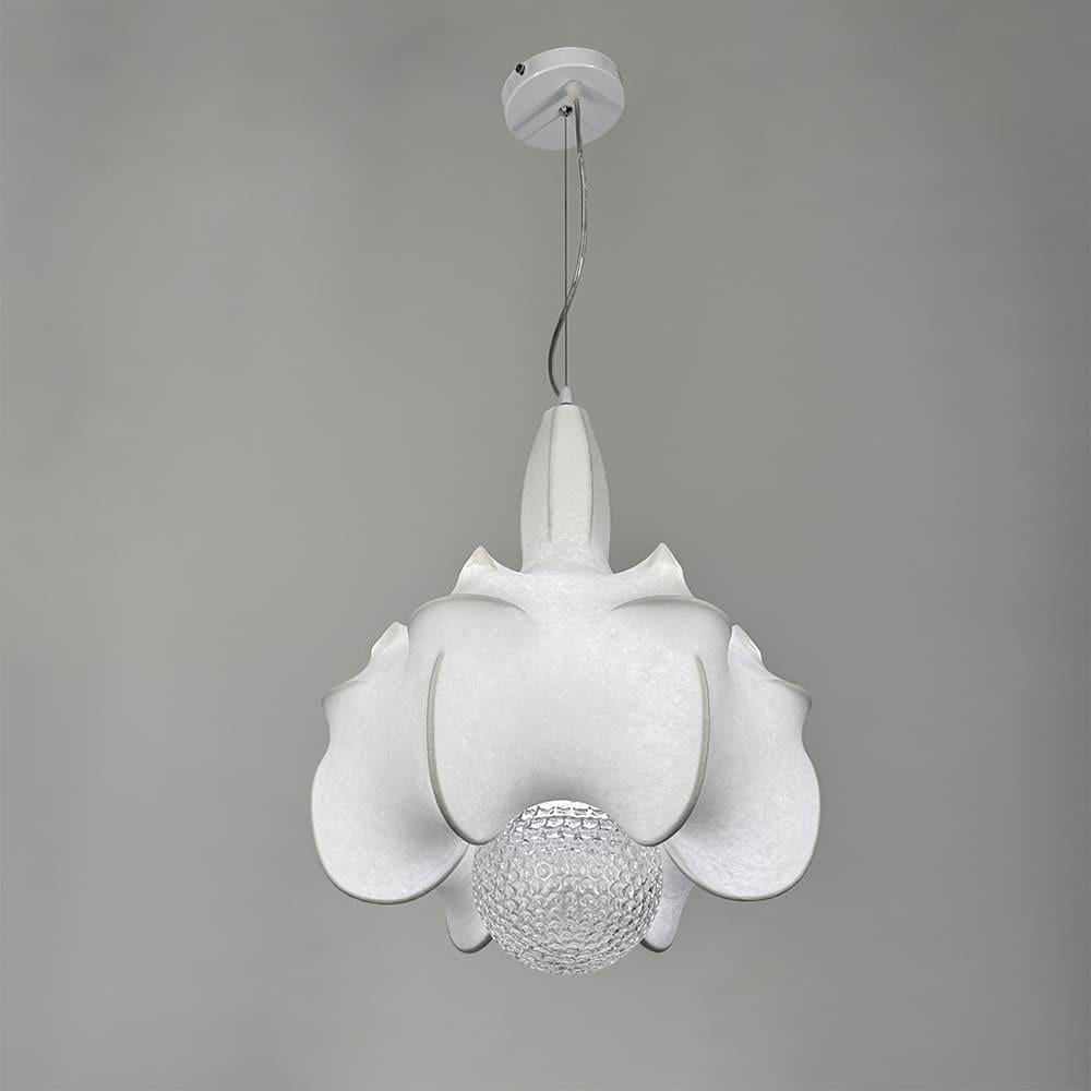 Люстра с белым фигурным абажуром 40х50 см (PLP 03-500)