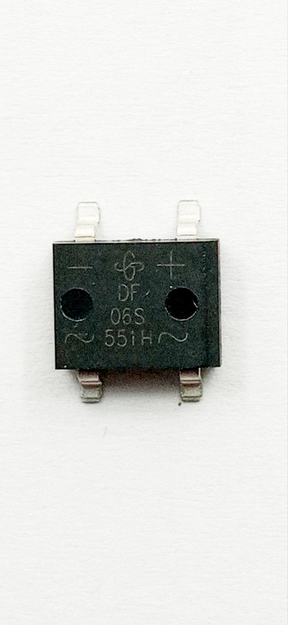 Діодний міст DF06S 1A 600V smd (18795) Діодний міст DF06S 1A 600V smd (18795)