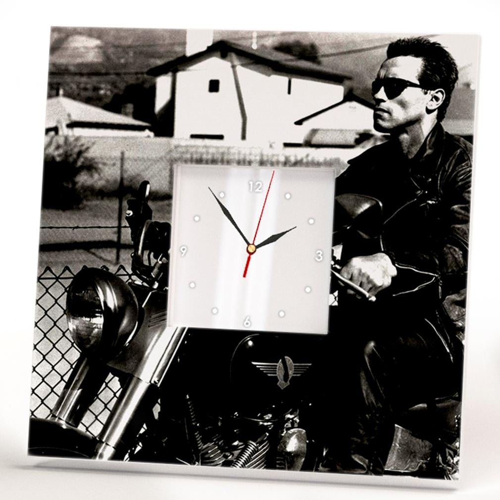 Часы Terminator 260x260 мм (C03288)