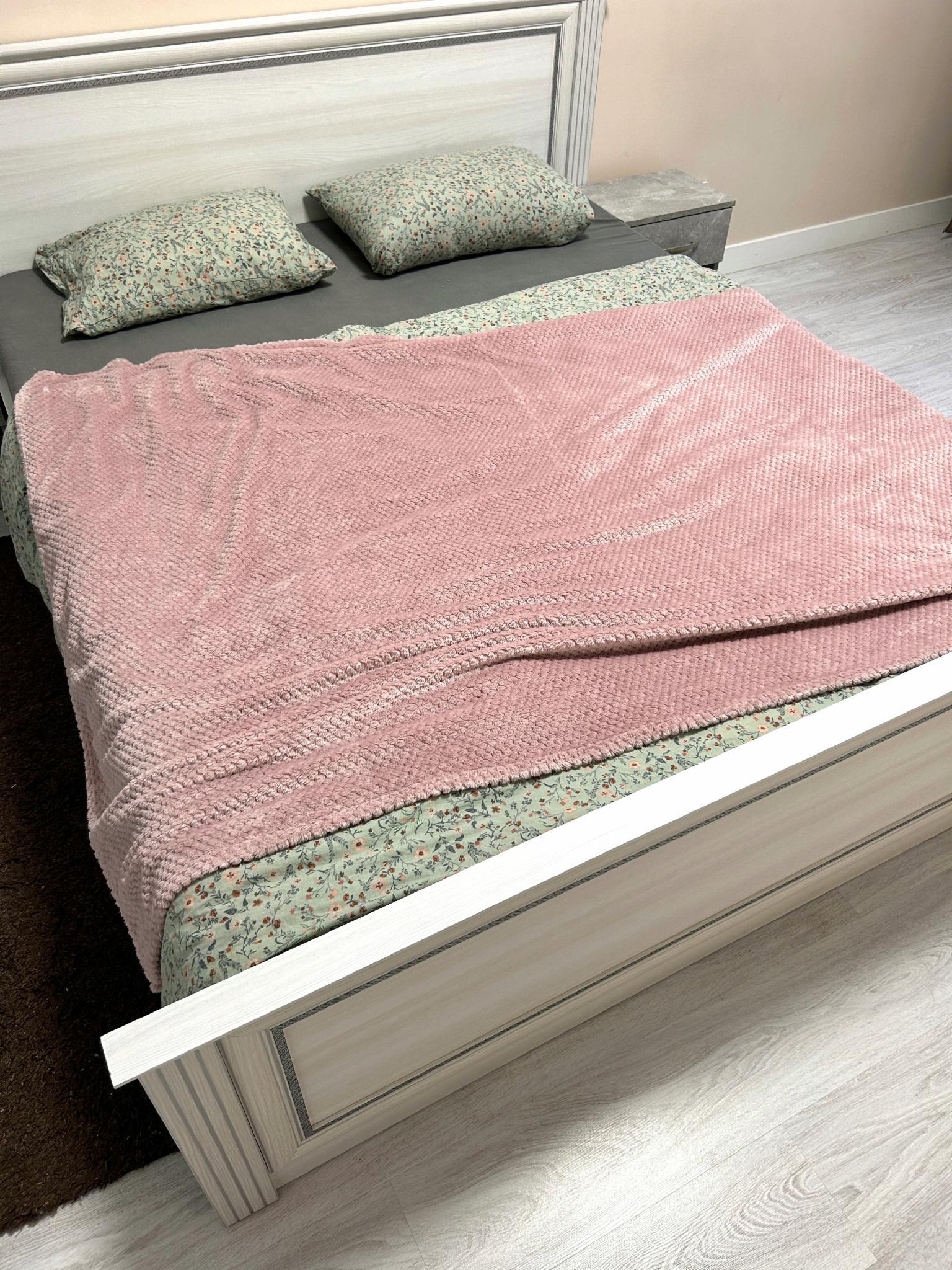 Плед бамбуковый Однотонное наслаждение 145х210 см Розовый (B-7120/4) - фото 4 Плед бамбуковый Однотонное наслаждение 145х210 см Розовый (B-7120/4) - фото 4