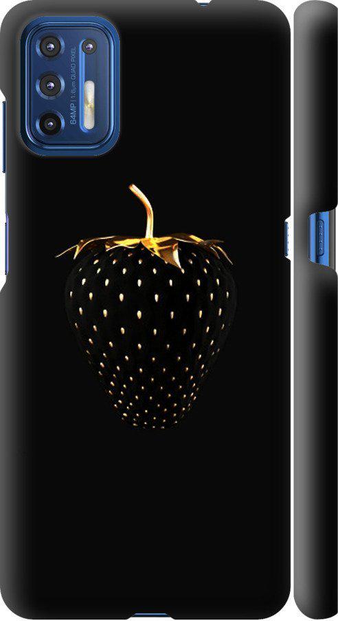Чехол на Motorola G9 Plus Черная клубника (3585m-2104-42517)
