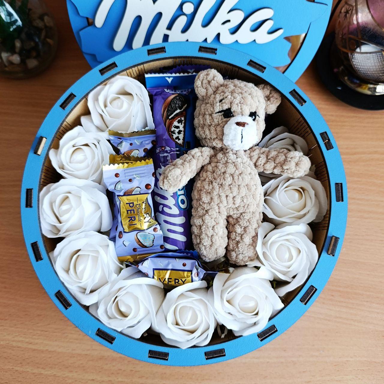 Подарочный бокс милка с конфетами и игрушкой на день влюбленных/8 марта/день рождения (ar218)