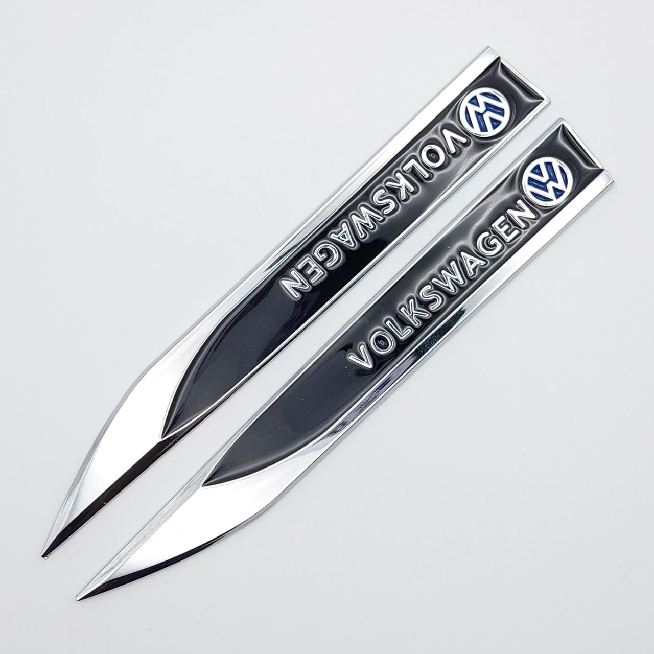 Эмблема на крылья Volkswagen 15х1,8 см Хром/Черный глянцевый (1558719857)