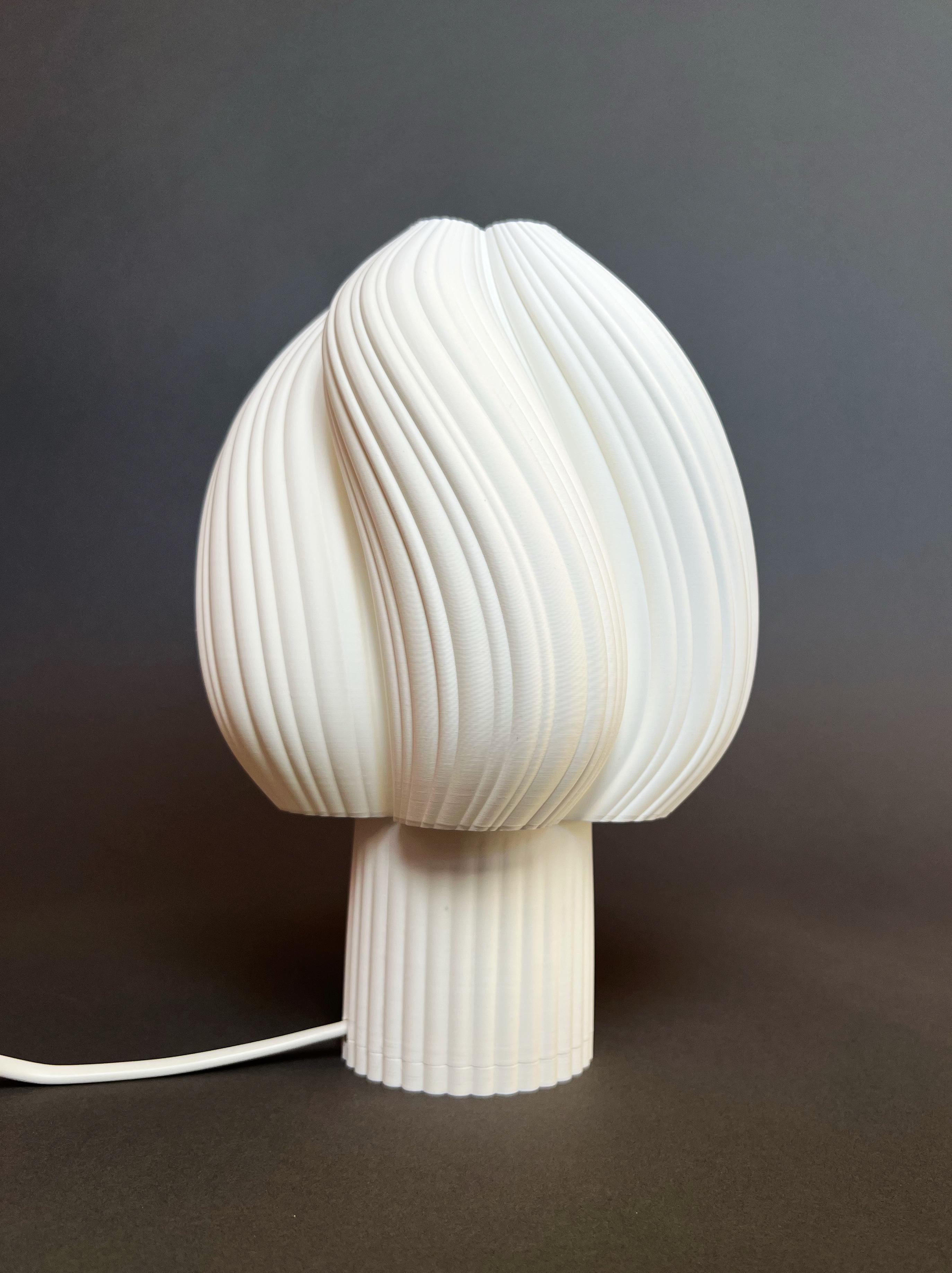 Настільна лампа TEPLO BLOSSY 12 Вт Е27 Молочний (100108) Настільна лампа TEPLO BLOSSY 12 Вт Е27 Молочний (100108)