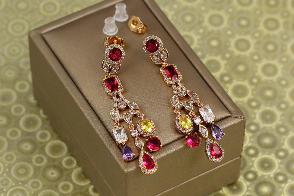 Серьги подвески Xuping Jewelry Валери с разноцветными камнями 5,3 см Золотистый (28195148)