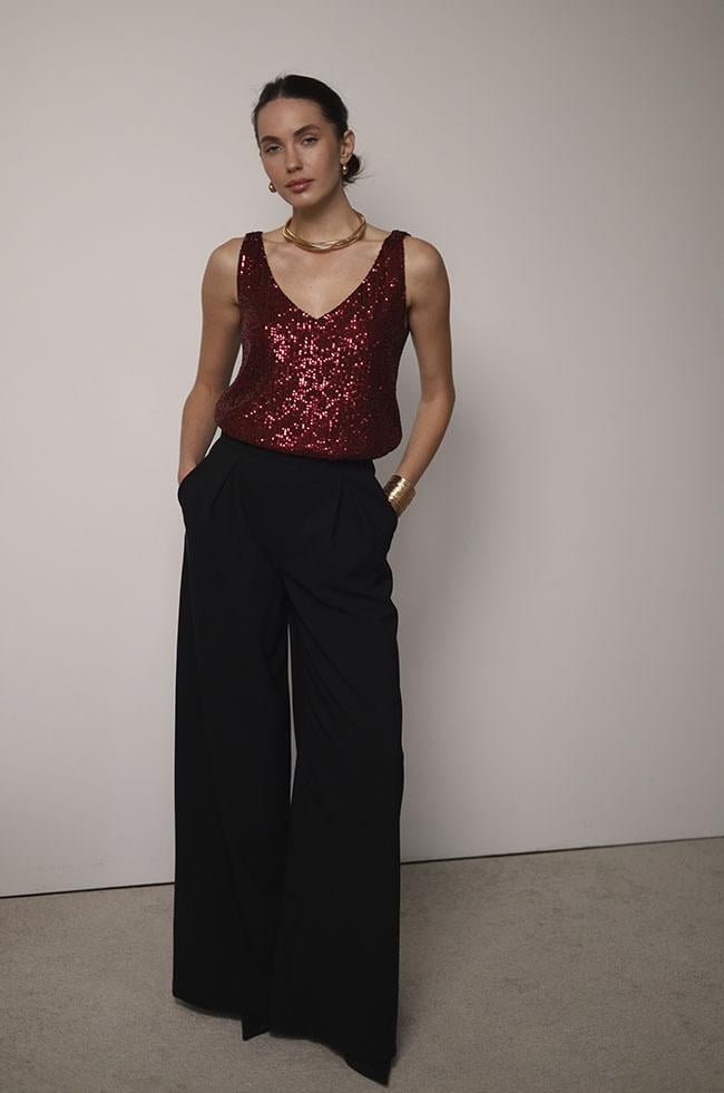 Майка Lipar 2942 в пайетку с V-образным вырезом р. 42 Марсала (16917351) - фото 2 Майка Lipar 2942 в пайетку с V-образным вырезом р. 42 Марсала (16917351) - фото 2