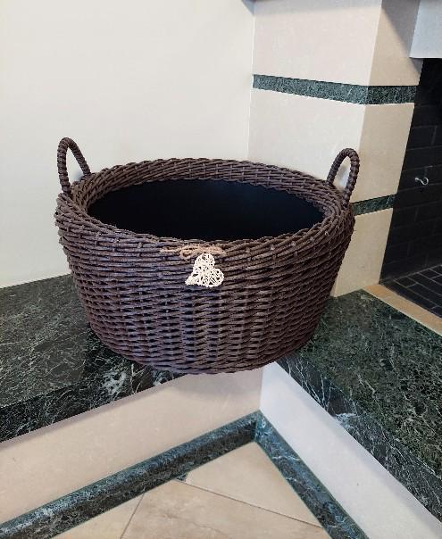 Корзина с ручками для дров из искусственного ротанга ручной работы 45 л Венге (133002) - фото 2 Корзина с ручками для дров из искусственного ротанга ручной работы 45 л Венге (133002) - фото 2