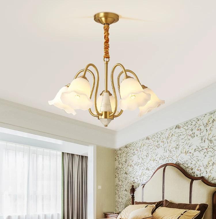 Люстра потолочная LED 5029 5 плафонов Золотистый (718791)