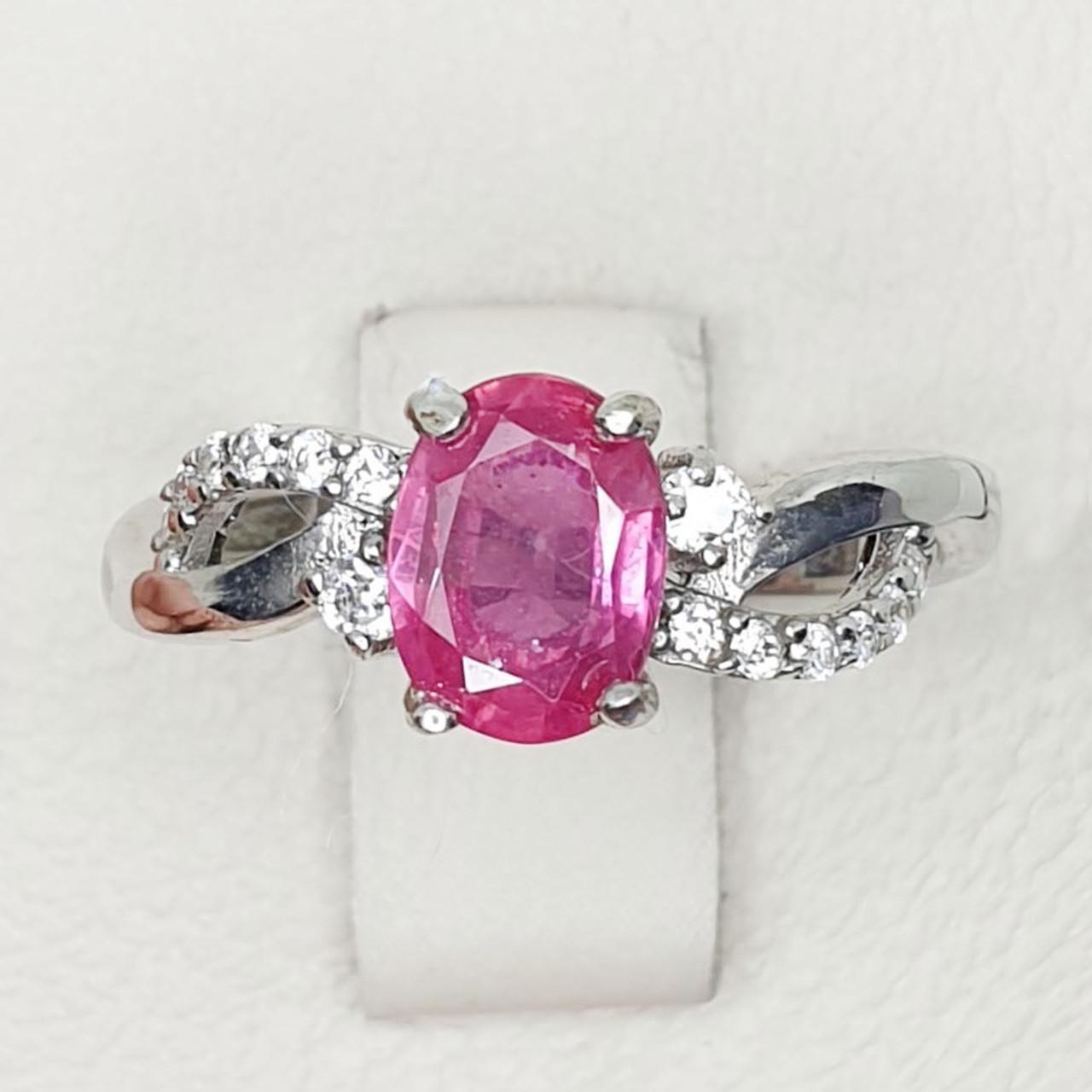 Каблучка срібна з рубіном р. 18,5 2,43 г (1428901670)