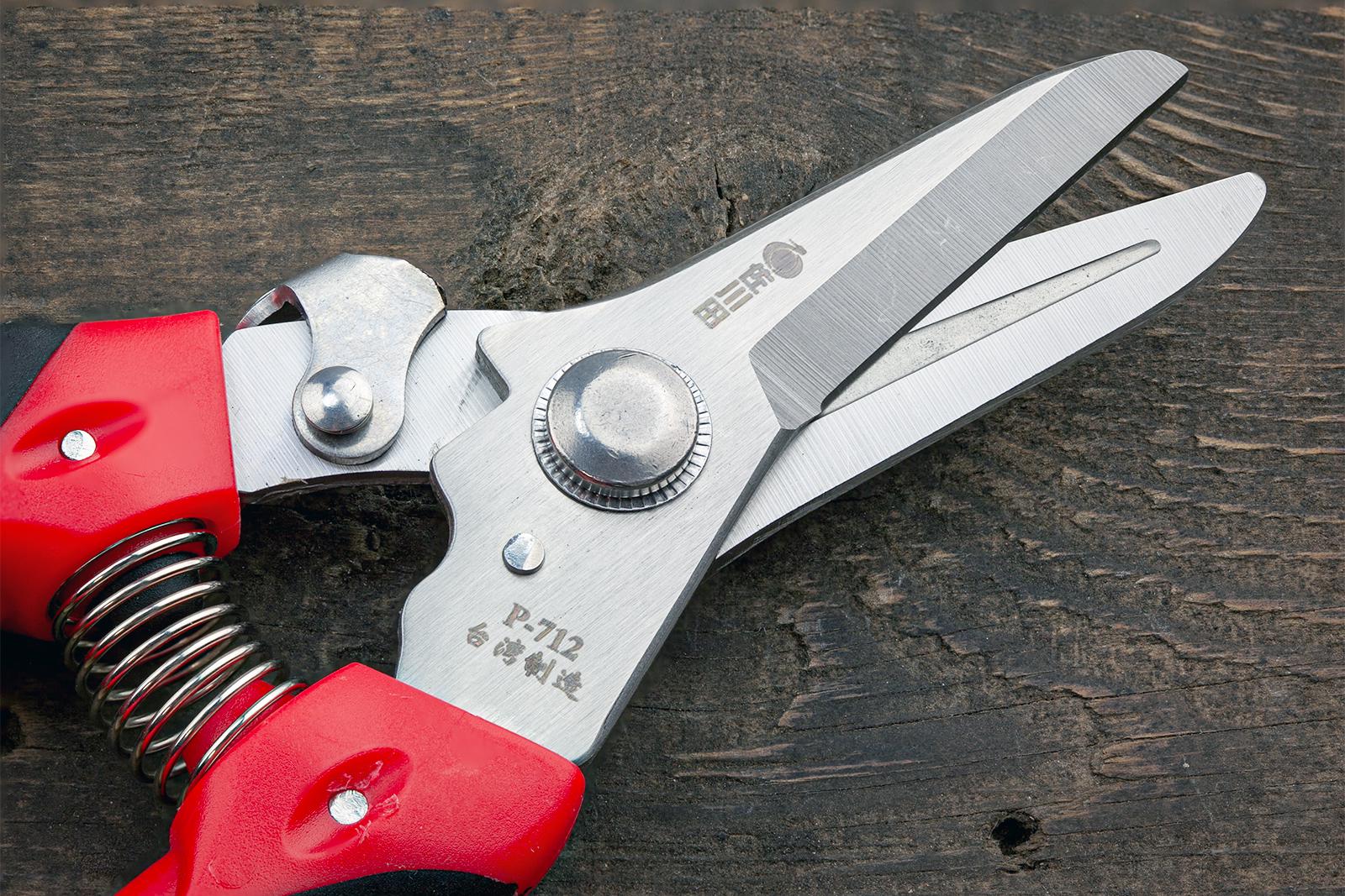 Секатор-ножиці садові Sagawata з нержавіючої сталі 200 мм (P-712_R) - фото 7 Секатор-ножиці садові Sagawata з нержавіючої сталі 200 мм (P-712_R) - фото 7