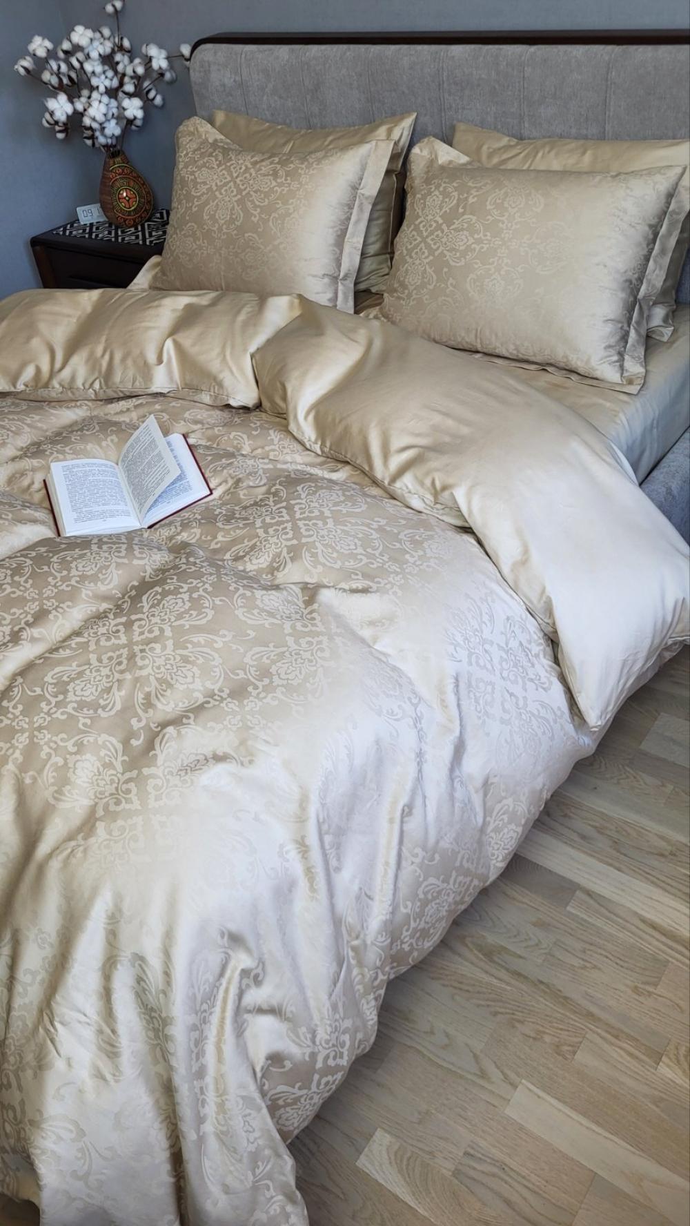 Комплект постільної білизни Мир сатин жакард Premium сімейний/наволочки 50х70/70х70 см Caspe Beige (6107) - фото 4 Комплект постільної білизни Мир сатин жакард Premium сімейний/наволочки 50х70/70х70 см Caspe Beige (6107) - фото 4