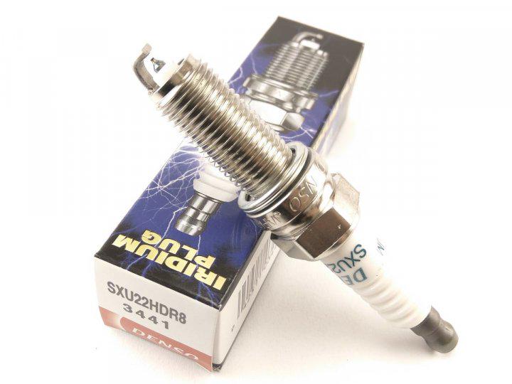 Свічка запалювання Denso SXU22HDR8 для Mercedes-Benz