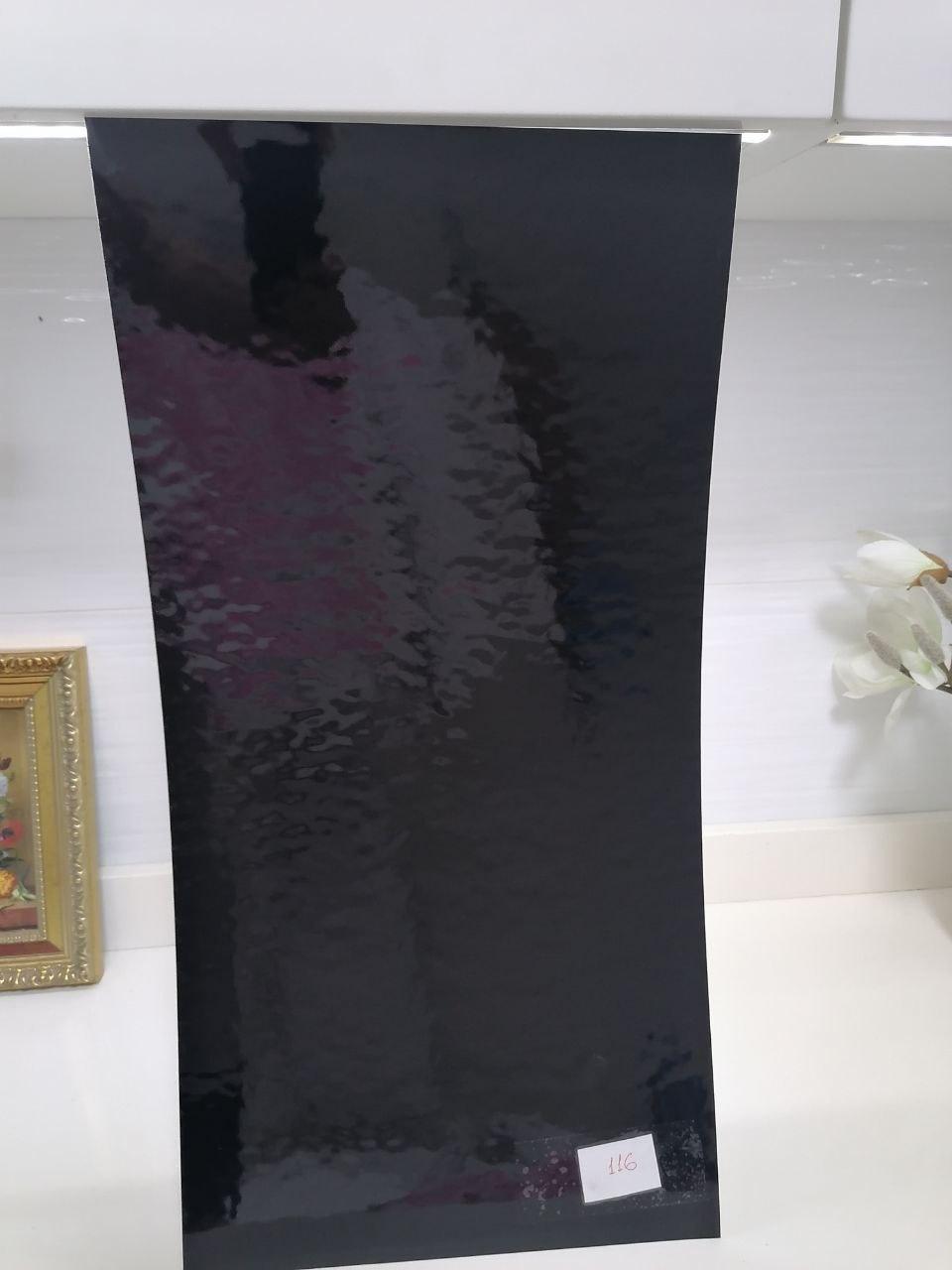 PET-панель самоклеющаяся глянцевая 600х300х2,5 мм Черный (VN3-148) - фото 2