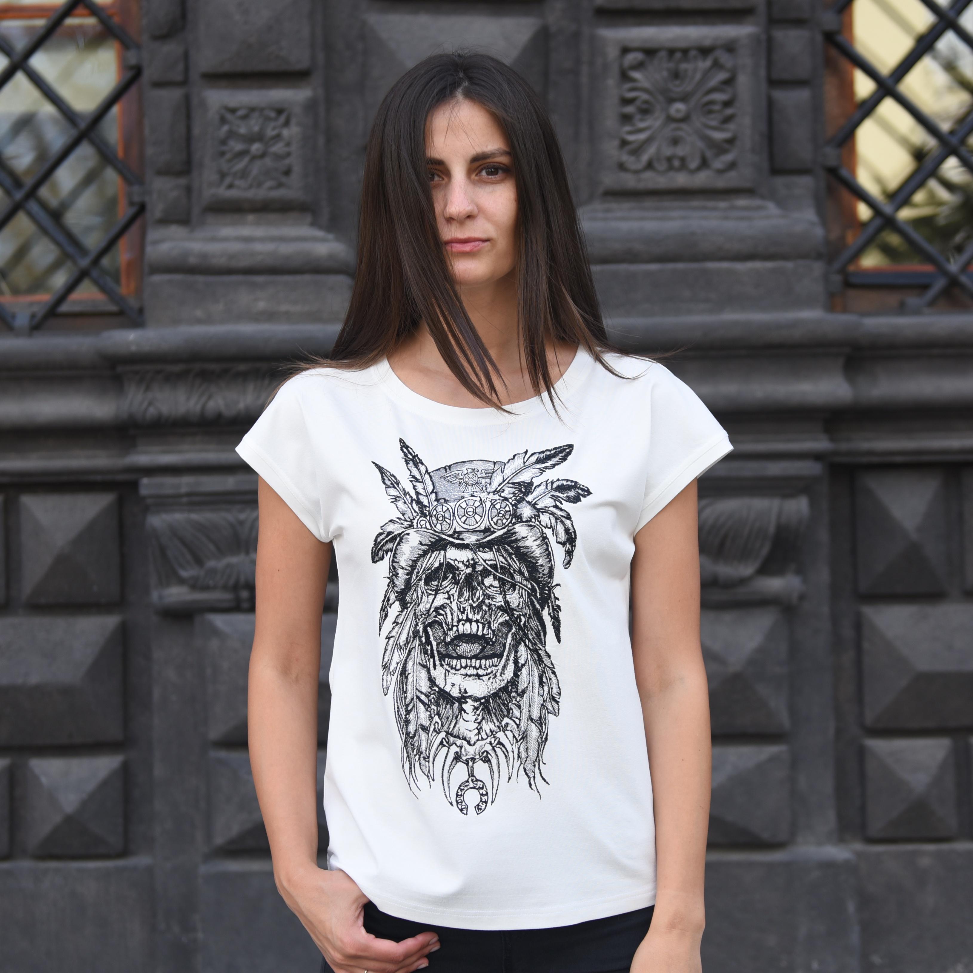 Футболка с вышивкой BATIAR Череп XL Молочный