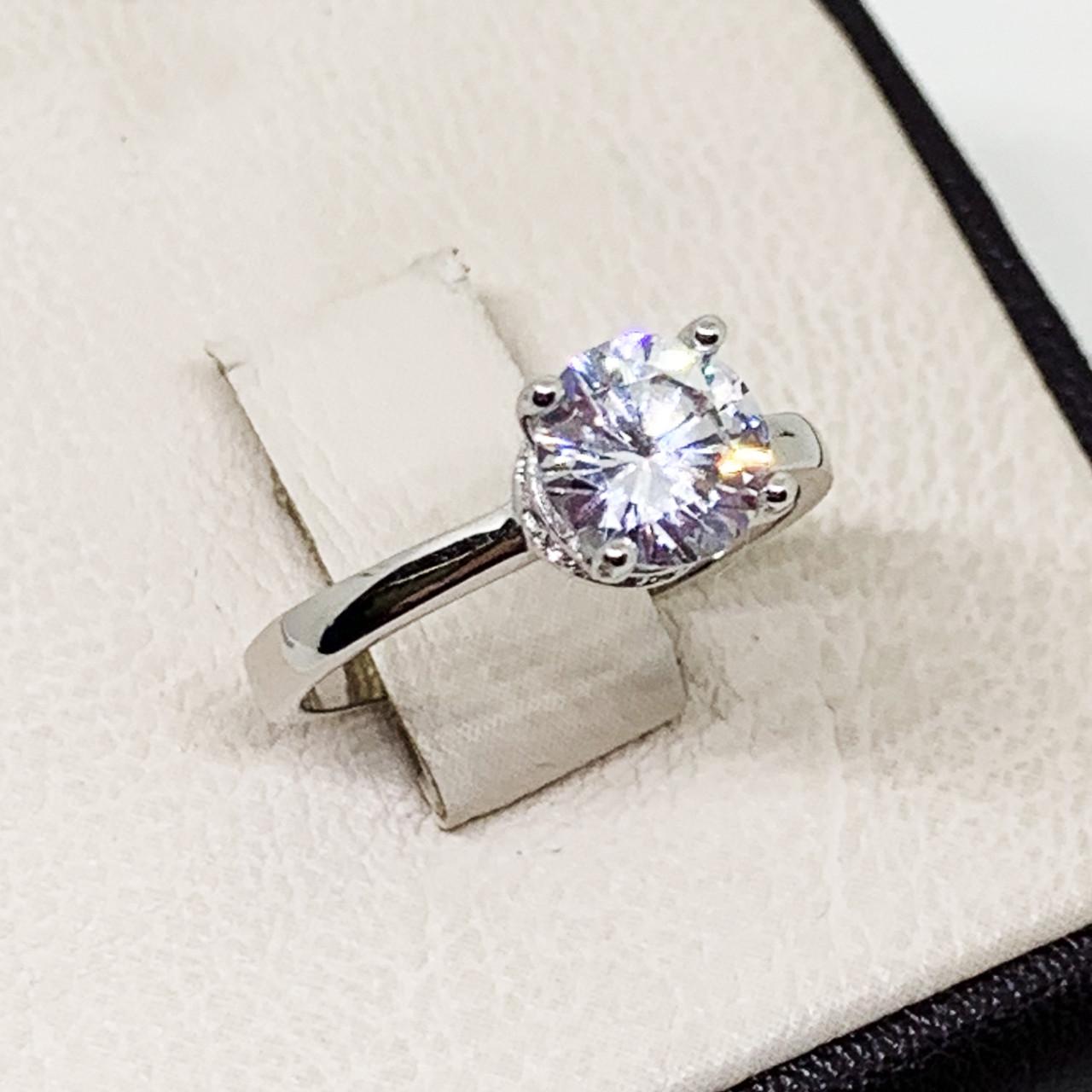 Кольцо серебряное с кубическим цирконием р. 17 2,5 г (1652758145)