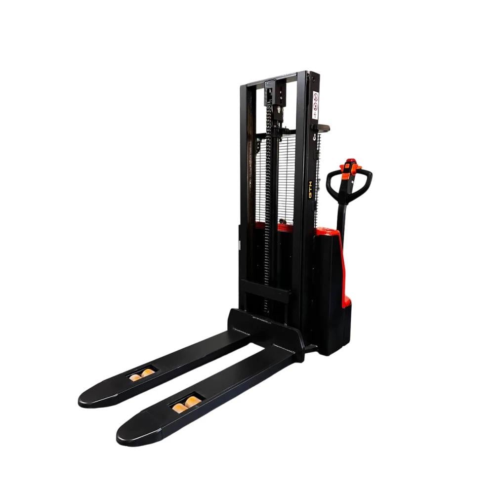 Штабелер аккумуляторный GTM PSE15L-C 2600 1500 кг 2,6 м 1150 мм 24V 60Ah Штабелер аккумуляторный GTM PSE15L-C 2600 1500 кг 2,6 м 1150 мм 24V 60Ah