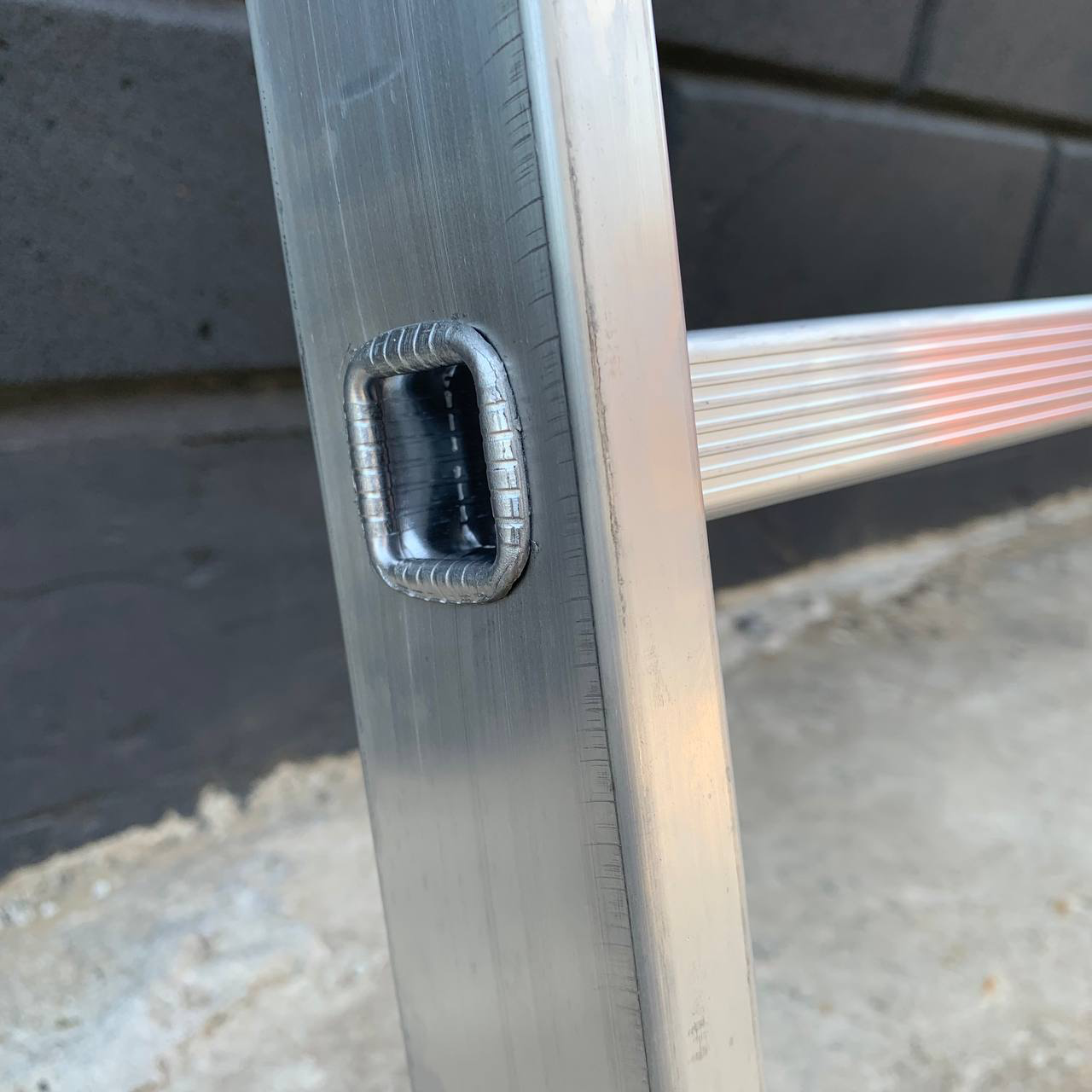 Лестница алюминиевая Техпром односекционная на 7 ступеней - фото 7 Лестница алюминиевая Техпром односекционная на 7 ступеней - фото 7